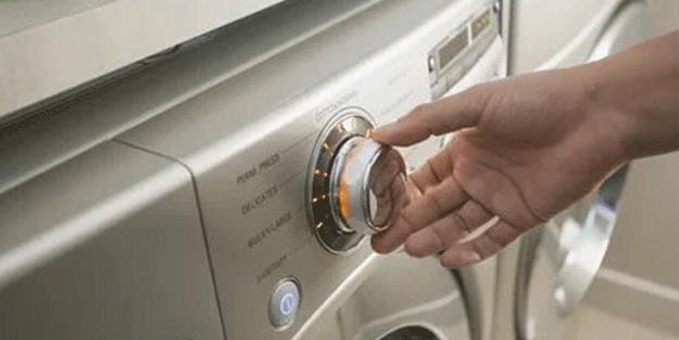 Hepimiz aynı hatayı yapıyormuşuz! Çamaşır makinesinin ömrünü kısaltan hata belli oldu...