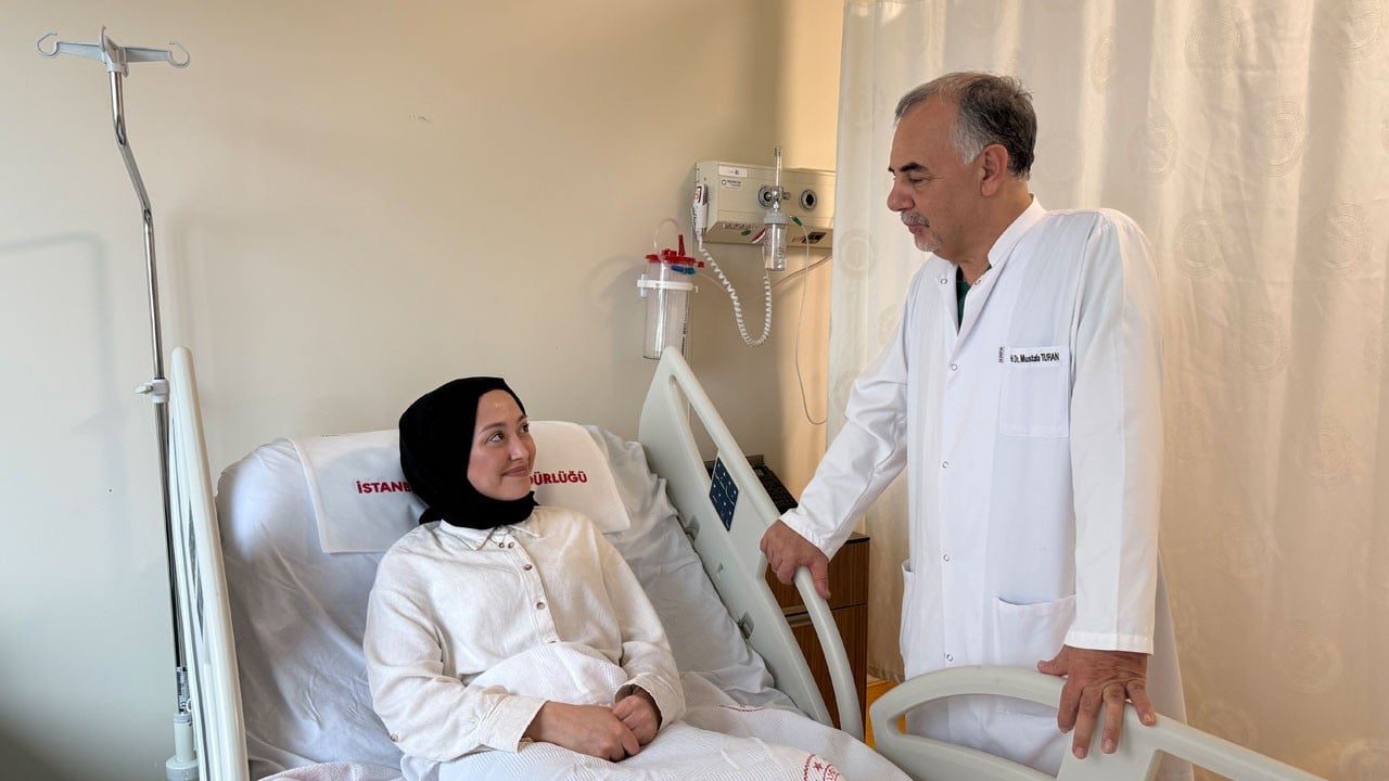 Hepimiz bu hatayı yapıyoruz! Genç kadının vücudunun yüzde 25'i yandı