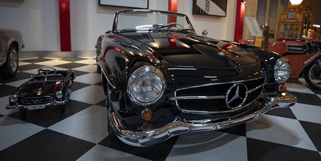 Hepsi birbirinden ilginç Bu otomobiller sokakta yok