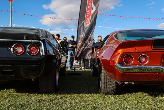 Hepsi birbirinden ilginç! Otomobil tutkunları bakmaya doymuyor