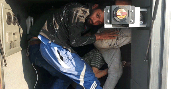 Hepsi otobüsün bagajında yakalandı! 2 şoför gözaltında