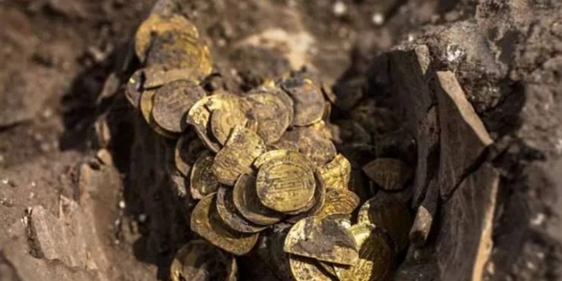 Hepsi saf altın! O ülkede kentsel dönüşüm esnasında hazine bulundu