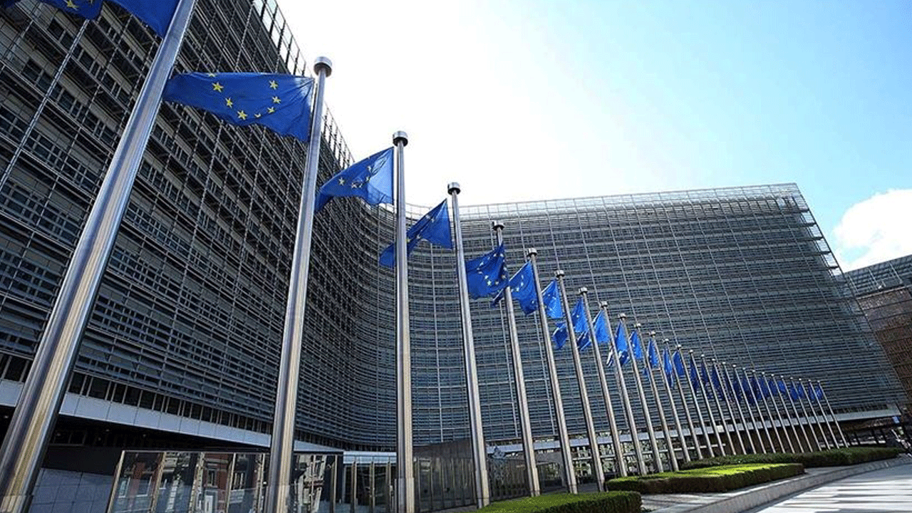 Hepsi teröristlerle kol kola ama yerseniz buyrun: Adalet Divanı, PKK'nın itirazını reddetti