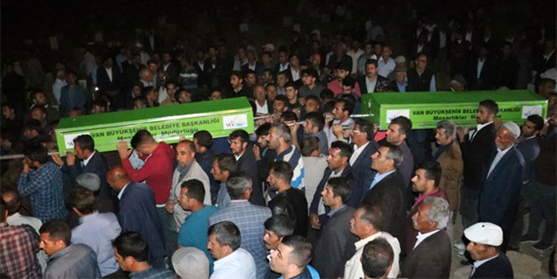 Hepsi yan yana defnedildiler