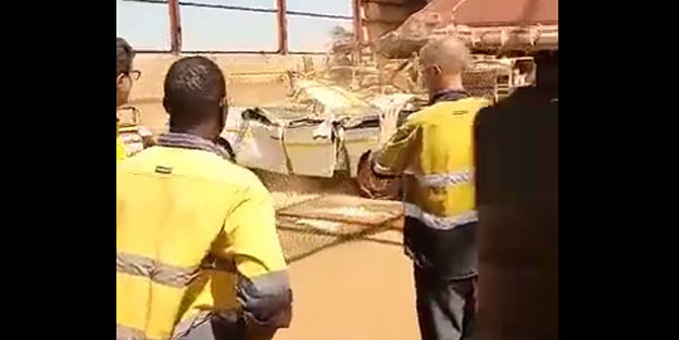 Hepsini imha ettiler! Böyle olur batı medeniyeti