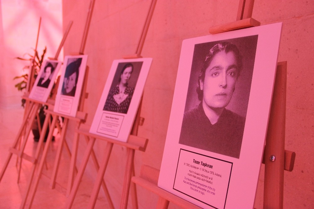 Her biri alanında öncü Türk kadınları sergide buluştu 