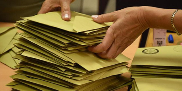 Her dediği çıkan ünlü anketçi yerel seçimlerle ilgili son durumu açıkladı: Aradaki fark 21,4