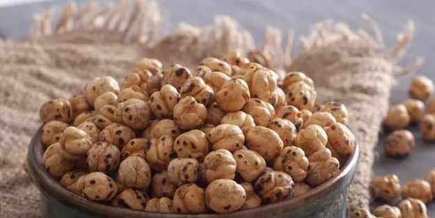 Her gün bir avuç leblebi yerseniz ne olur? Doktorlar bile sonucuna çok şaşırıyor: neyden yapılıyormuş!