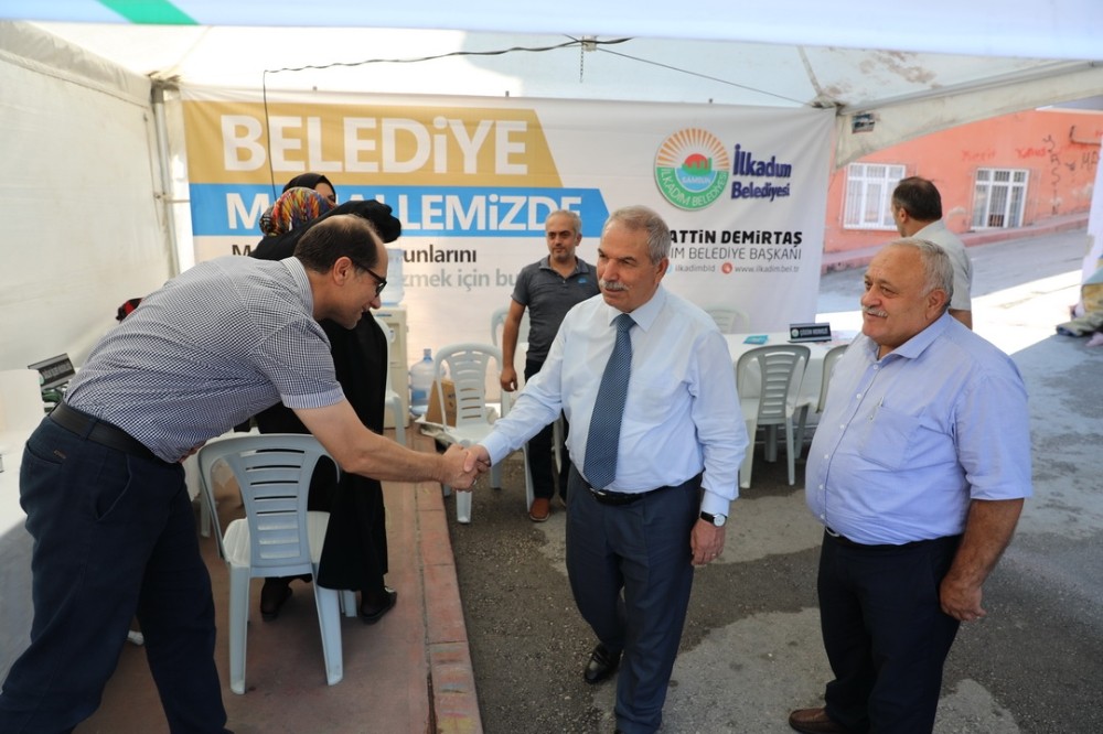 Her mahalleye iletişim çadırı 