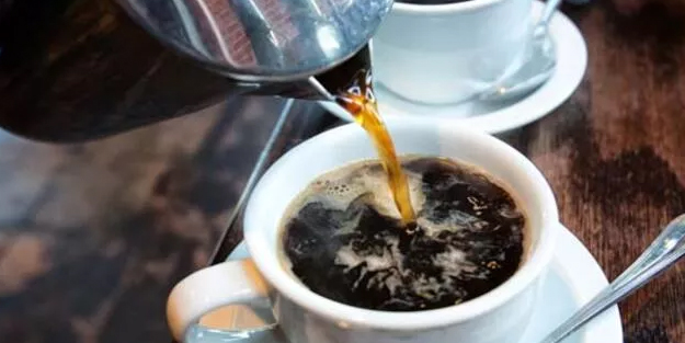 Her sabah aç karnına içtiğinizde halsizliğinizden eser kalmayacak! Alzheimer hastalığını önlüyor