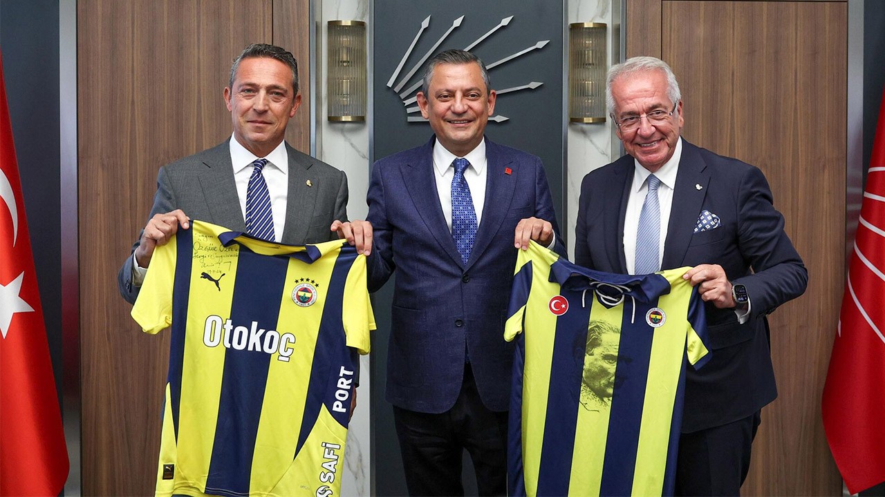 Her sene aynı sözler ama tarife değişmiyor! Biri Fenerbahçe'yi şampiyon yapamadı öbürleri CHP'yi iktidar