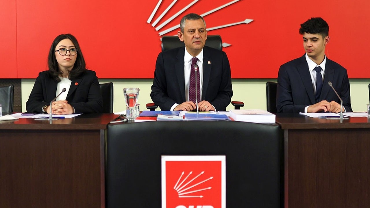 Saraçhane'de eylemlerde baş aktör olan Berkay Gezgin CHP'nin ocağında!