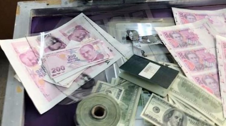 Her şeyin sahtesini basmışlar!