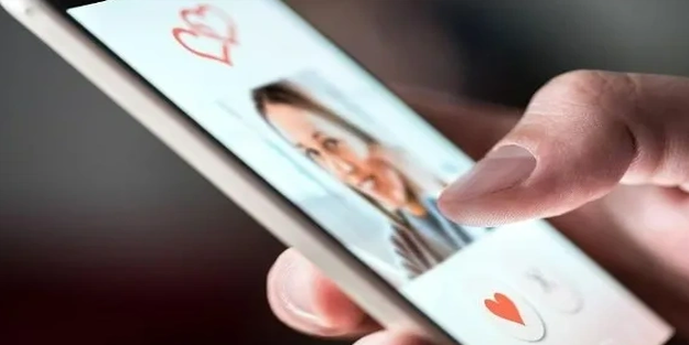 Her şeyini almışlar! Arkadaşlık sitesi hayatını kabusa çevirdi!