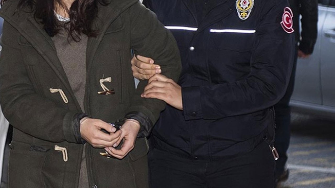 Her yerde aranan kadın o ilde enselendi