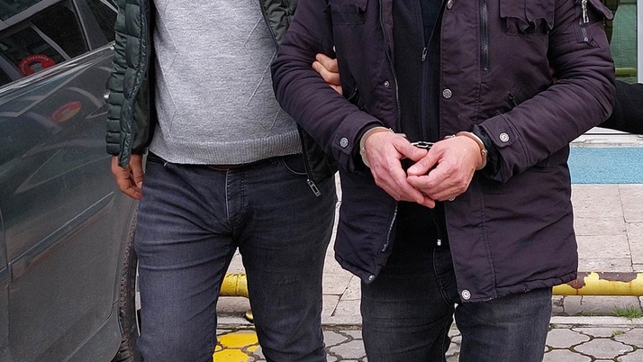 Her yere yerleşmişler, temizle temizle bitmiyor! Şimdi de oradan çıktılar! 80 milyon gitmiş