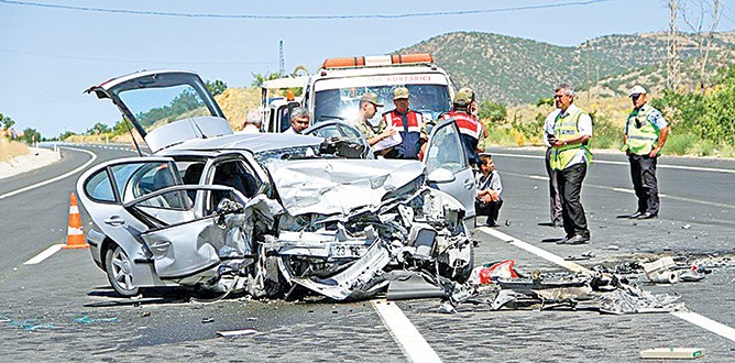 Her yıl bir ilçe nüfusu ölüyor