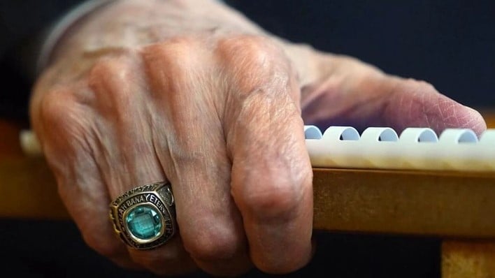 Herkes çok merak ediyordu Bahçeli'nin yüzük sırrı ortaya çıktı