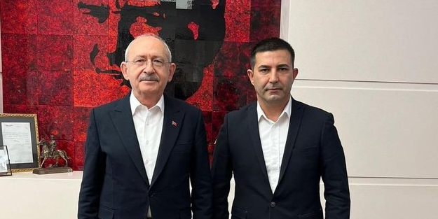 Herkes depremin yarasını sarmaya çalışırken... CHP'li başkandan yurt dışına milyonluk seyahat