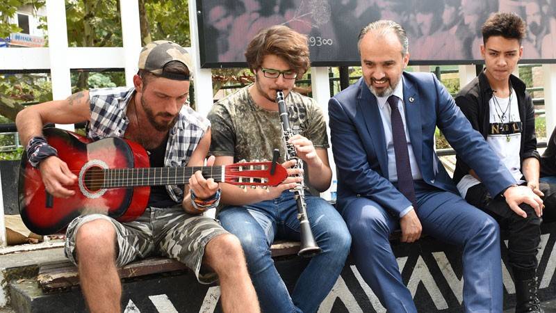 ‘Herkes için her yerde sanat’