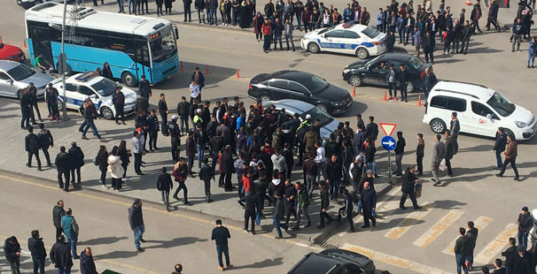 Herkes işini gücün bıraktı… Ortalık bir anda savaş meydanına döndü!