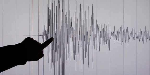 Herkes İstanbul'da beklerken ünlü deprem uzmanı korkutan açıklamayı yaptı! Orada deprem olabilir