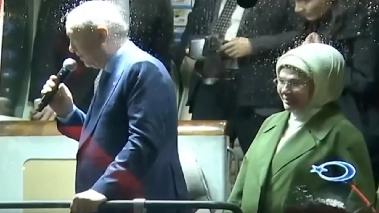 Herkes kahkahayı bastı! Erdoğan, kendisine "Reis" diye seslenen vatandaşa öyle bir karşılık verdi ki...