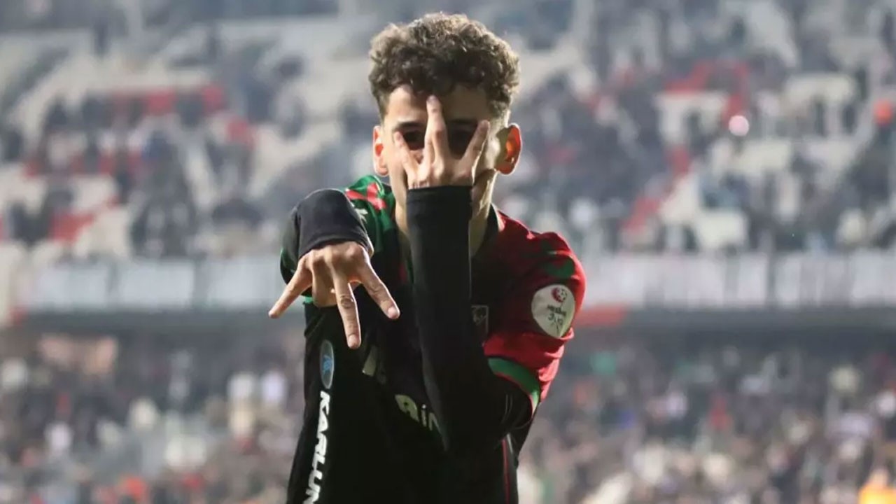 Herkes peşinde düşmüştü! Geleceği parlak yıldızı Fenerbahçe kaptı