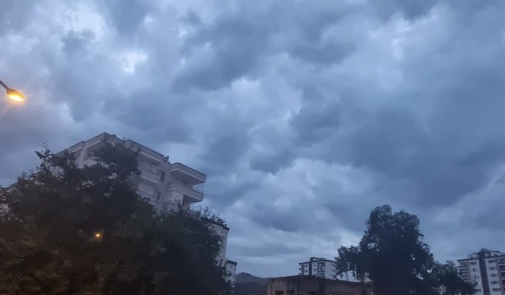 Herkes şaşkın! Buluta dikkatli bakın neye benzeteceksiniz