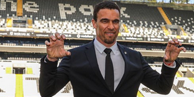 Herkes tedirgin olmuştu: Beşiktaş’ın eski hocasını hatırladınız mı? Evet evet oradan da kovuldu!