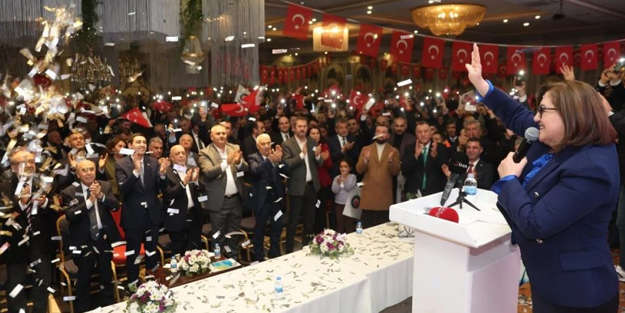 Gaziantep Büyükşehir Belediyesi çalışanlara yüzde 100 zam yaptı