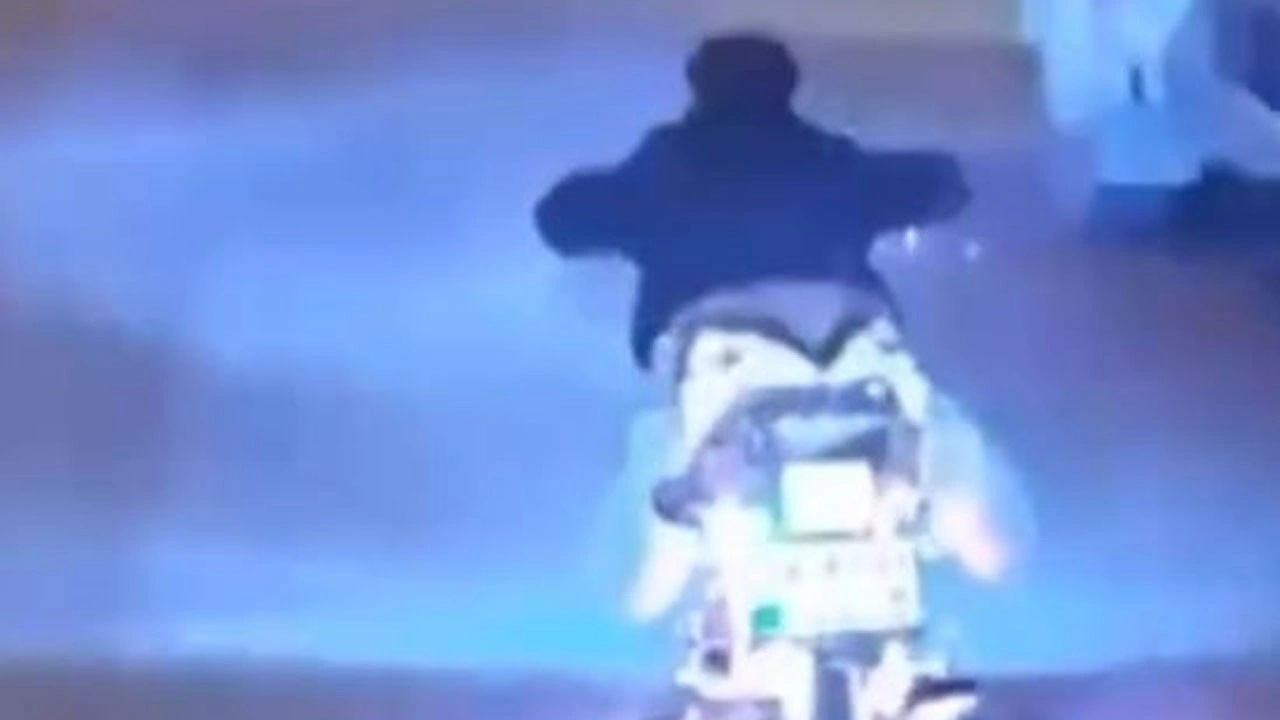 Herkesin canını tehlikeye attı! D-100 magandasının tehlikeli hareketleri kamerada