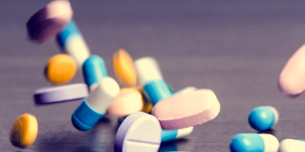 Herkesin evinde olan 66 ilacın satışı durduruldu! İşte yasaklı ilaçların listesi