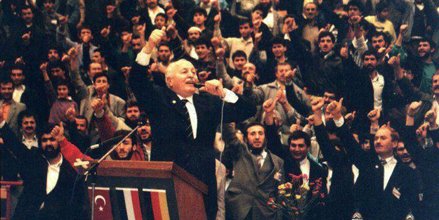 Herkesin sustuğu zamanlarda o susmadı! ‘Rektörler başörtüsüne selam duracak’