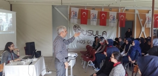 Herşey bahane, namaz şahane