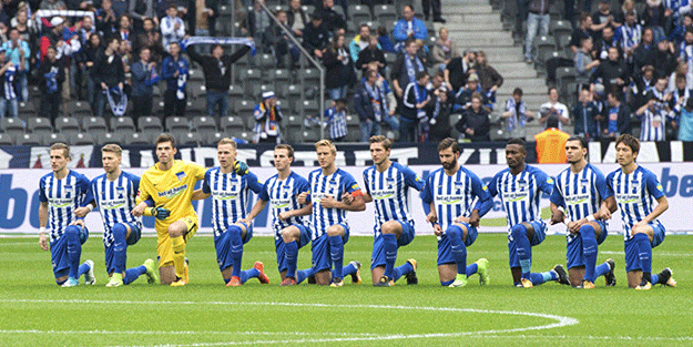 Hertha Berlin ırkçılığa böyle karşı durdu