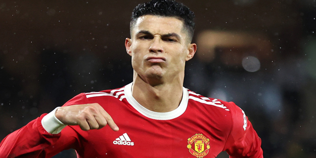 Hey gidi Ronaldo, bu hallere düşecek miydin?