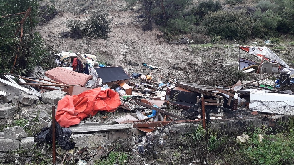 Heyelan bölgesi yaşanan dehşeti gözler önüne serdi 