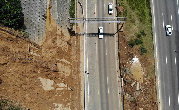 Heyelan sebebiyle kapanmıştı! Bolu Dağı Tüneli dronla görüntülendi