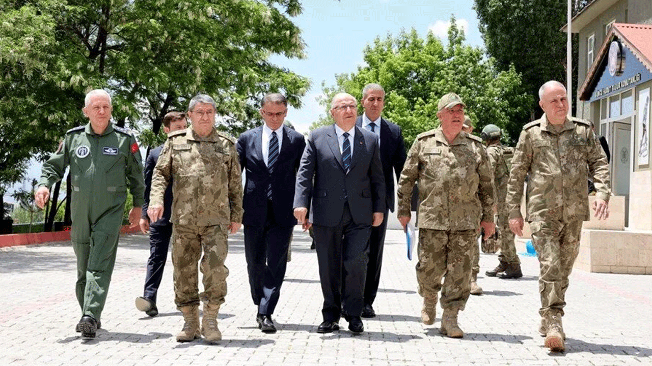 ‘Hiç kimsenin kuşkusu olmasın’ TSK’dan İran sınırında flaş önlemler