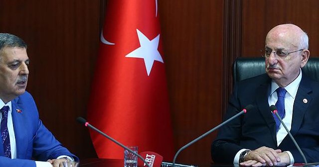 'Hiçbir devlet ordusuz olmaz ama ordunun yeri kışlasıdır'