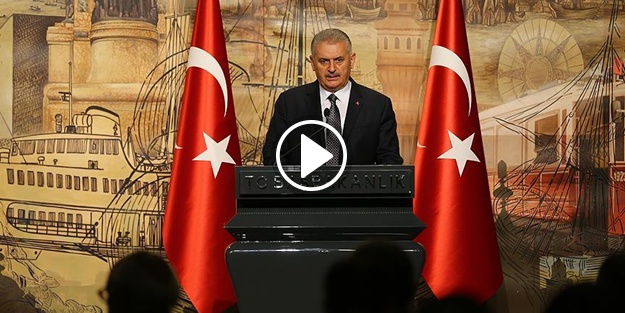 'Hiçbir terör örgütü Türkiye Cumhuriyetini esir alamaz'