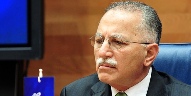 Hiçbir yerde görülmeyen Ekmeleddin İhsanoğlu bakın nerede ortaya çıktı?