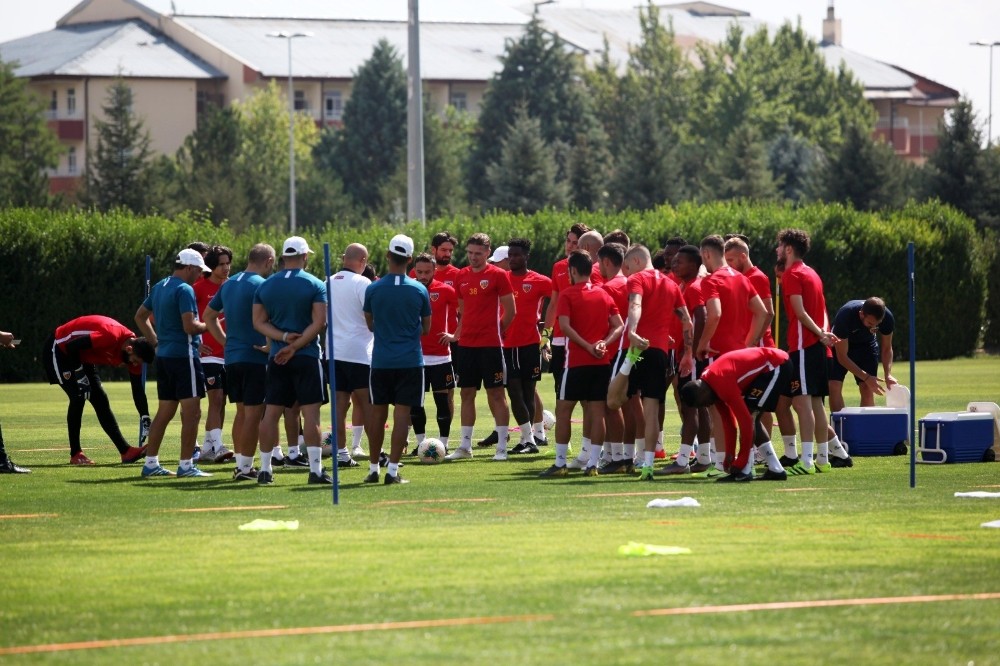 Hikmet Karaman: 