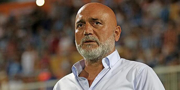 Hikmet Karaman'dan oyuncularına forma rekabeti mesajı