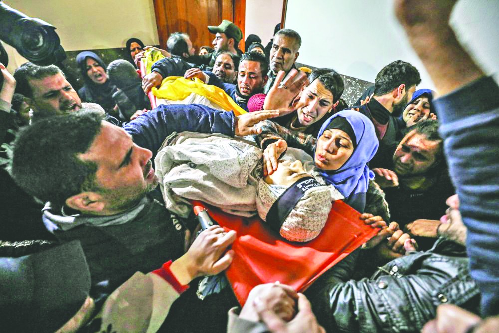 Hilafet kaldırıldı tespih tanesi gibi dağıldık