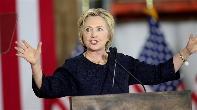 Hillary Clinton Trump'ı solladı