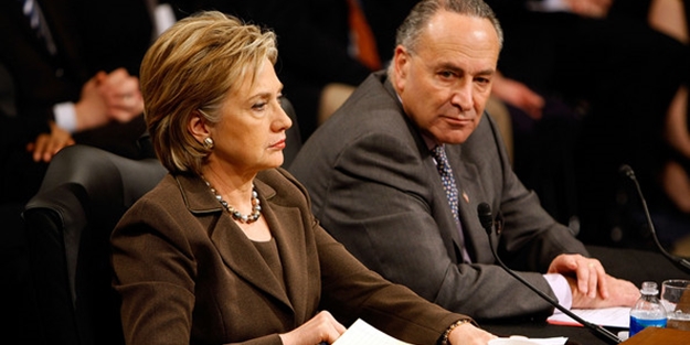 Hillary Clinton'un e-postaları yayınlandı