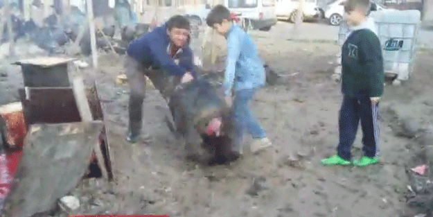 Hindi pazarında vahşet!