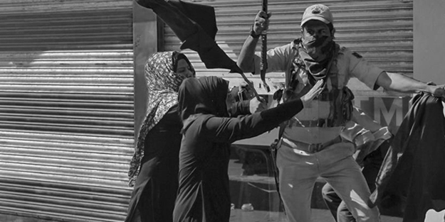 Hindistan polisi 53 yaşındaki Müslüman kadını katletti!